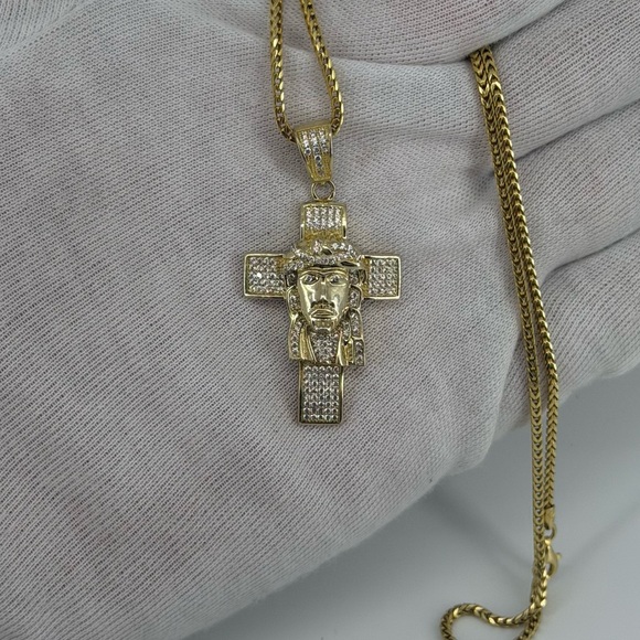 925 Sterling Silver Gold Plated Jesus Piece Cross Pendant Iced CZ 12g Charm - Picture 3 of 9